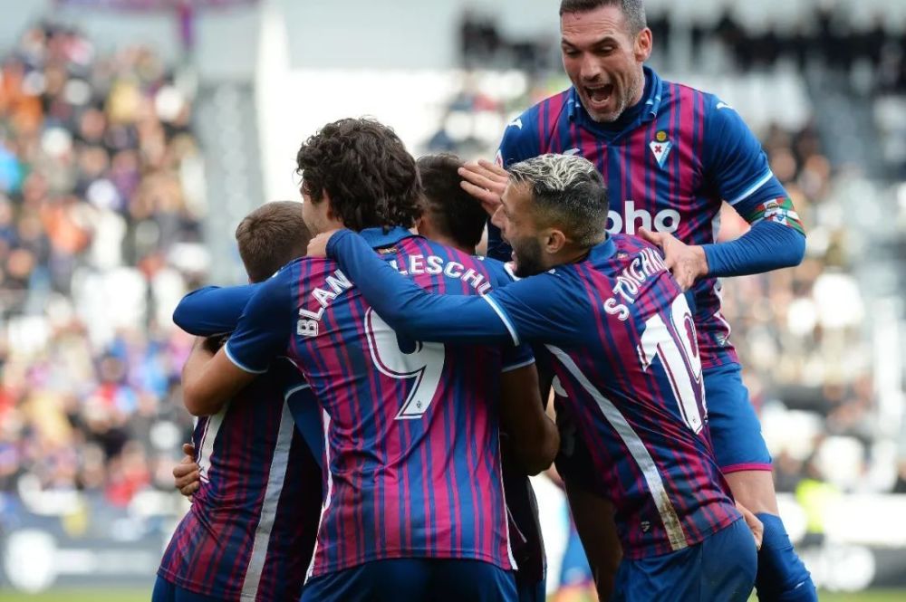 各小组的前 各小组的前